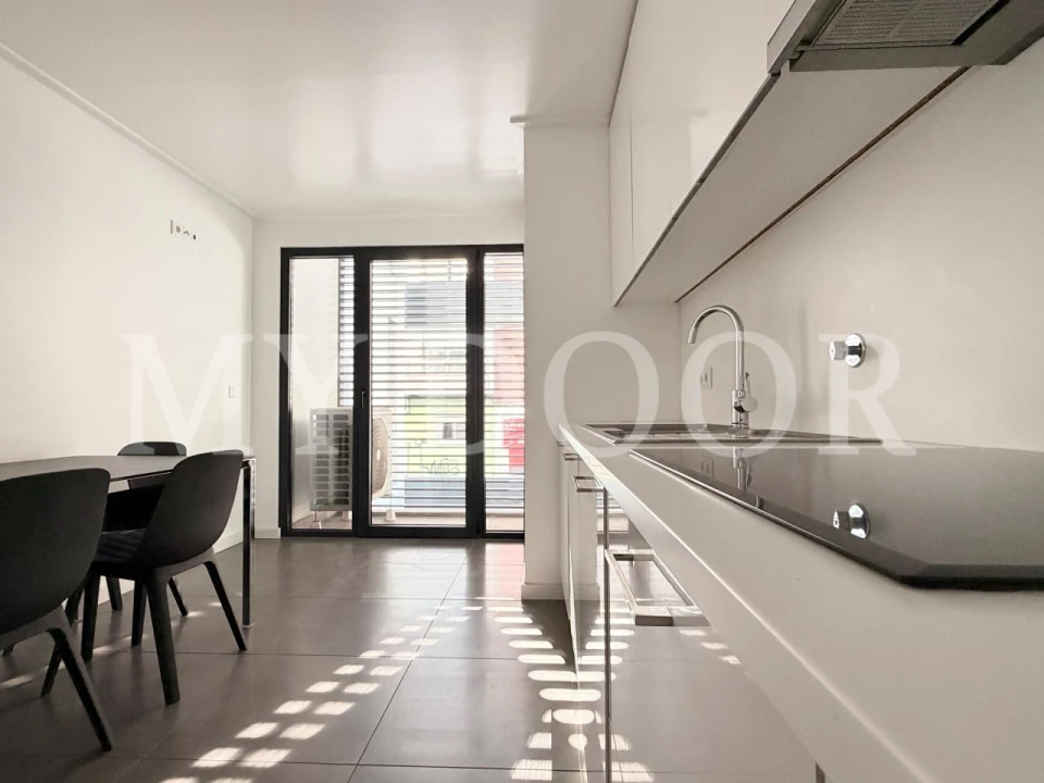 Apartamento T3 para Venda em Moscavide e Portela Foto 1