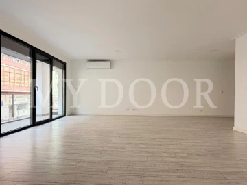Apartamento T3 para Venda em Moscavide e Portela