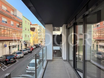 Apartamento T3 para Venda em Moscavide e Portela