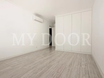 Apartamento T3 para Venda em Moscavide e Portela