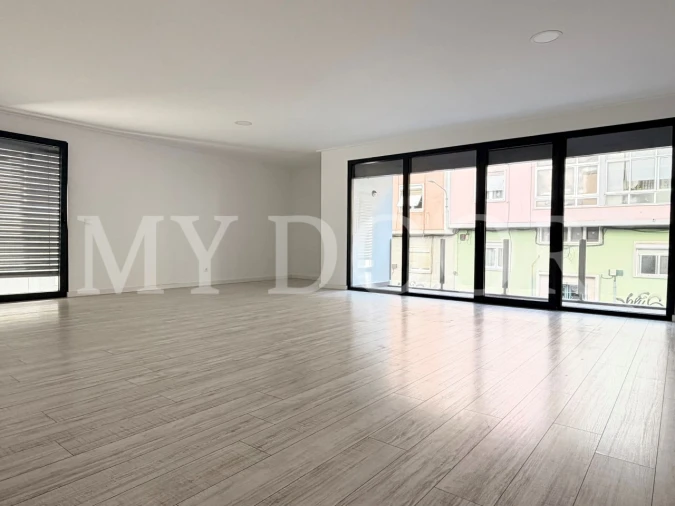 Apartamento T3 para Venda em Moscavide e Portela Foto 9