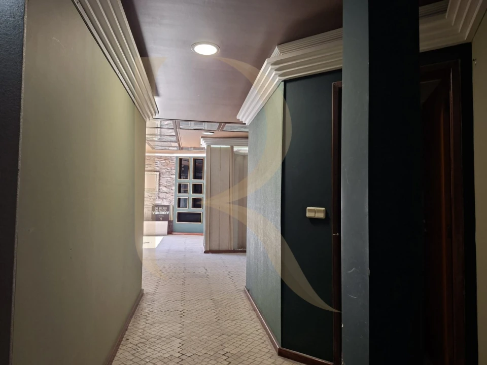 Loja para Arrendamento em Seixal, Arrentela e Aldeia de Paio Pires Foto 13