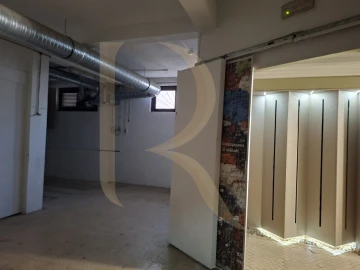 Loja para Arrendamento em Seixal, Arrentela e Aldeia de Paio Pires
