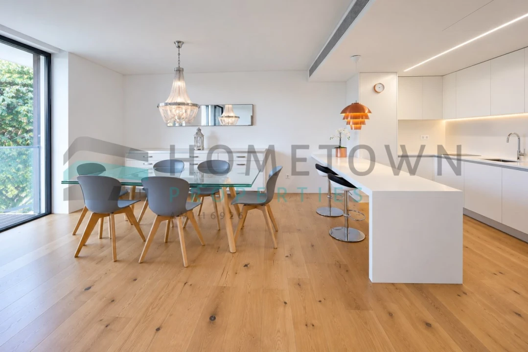 Apartamento T2 para Venda em Quarteira Foto 2