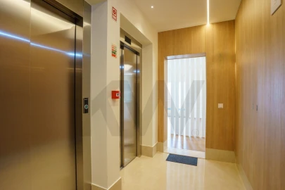 Apartamento T2 para Venda em Venteira