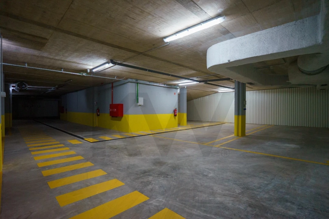 Apartamento T2 para Venda em Venteira Foto 19