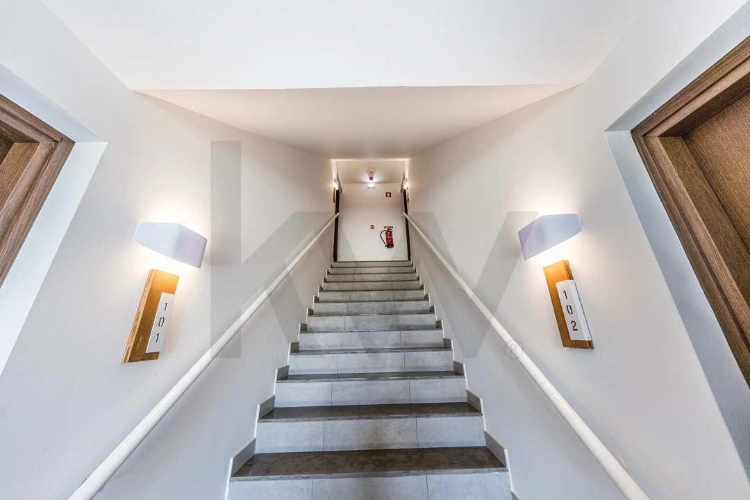 Apartamento T3 para Venda em Porto Covo Foto 2