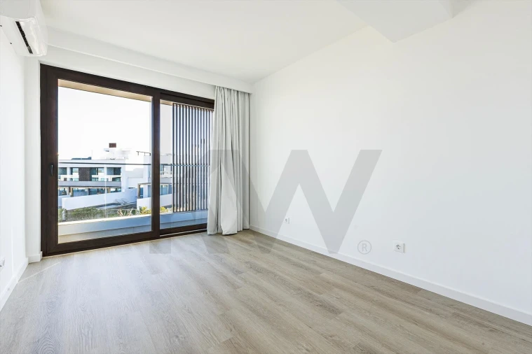 Apartamento T3 para Venda em Porto Covo Foto 18