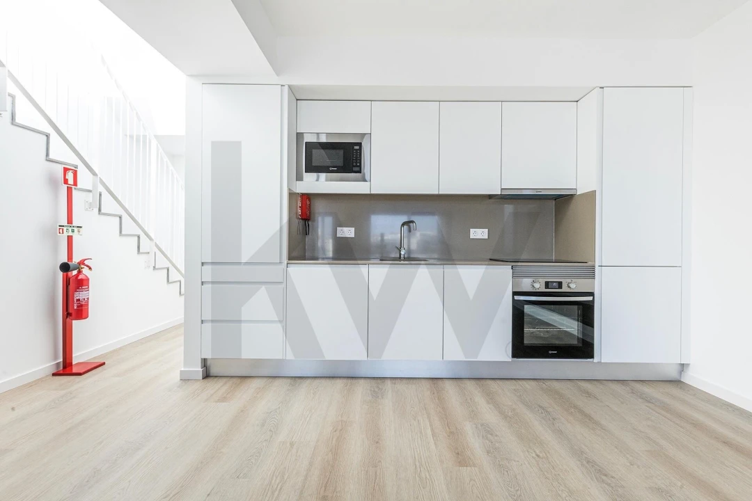 Apartamento T3 para Venda em Porto Covo Foto 6