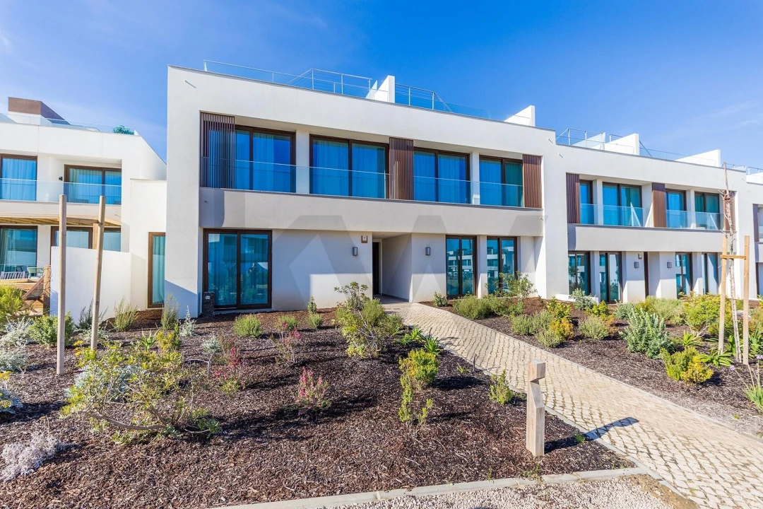 Apartamento T3 para Venda em Porto Covo Foto 1