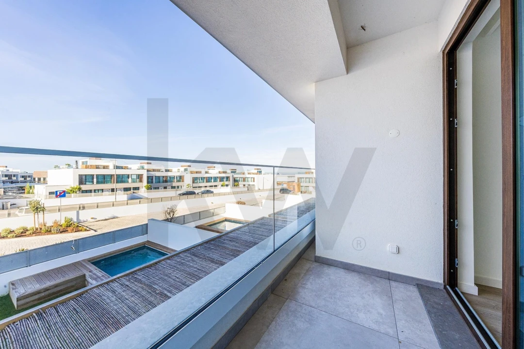 Apartamento T3 para Venda em Porto Covo Foto 10