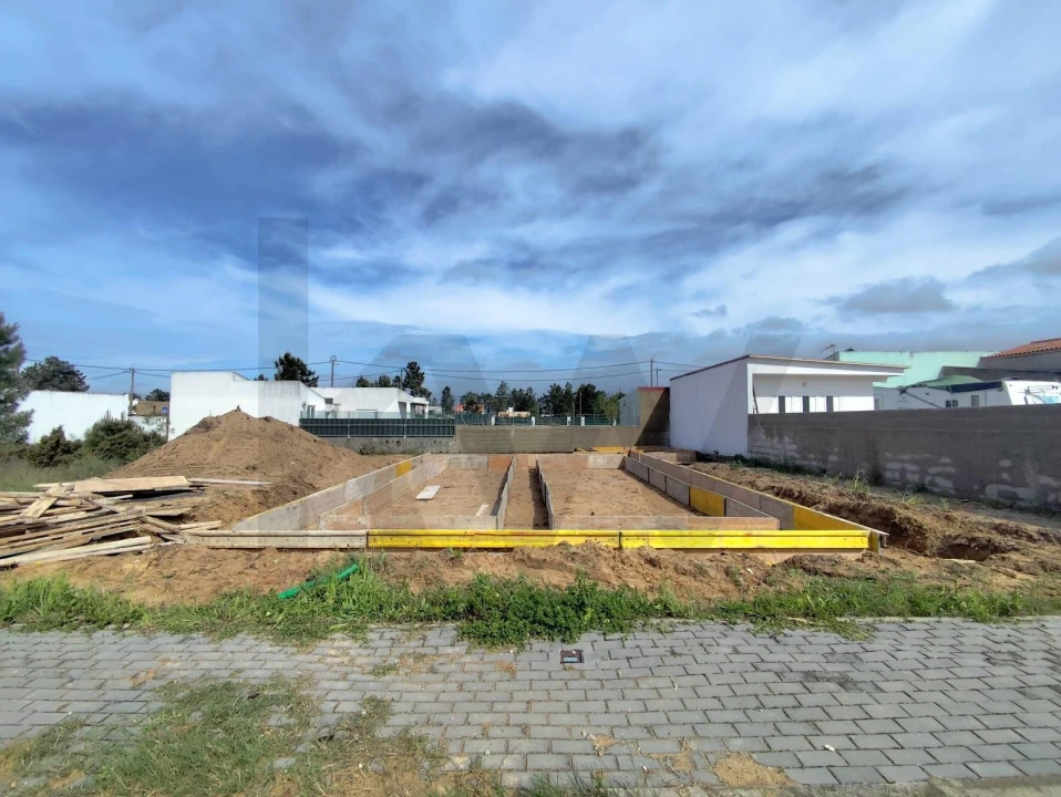 Moradia T3 para Venda em Quinta do Anjo Foto 8