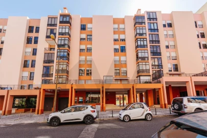Apartamento T1 para Arrendamento em Lumiar