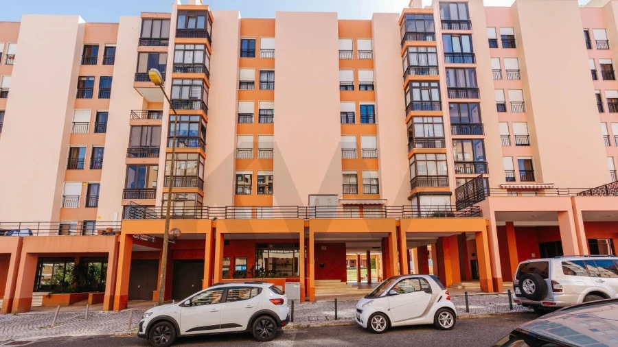Apartamento T1 para Arrendamento em Lumiar