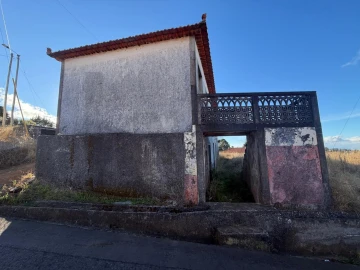 Moradia T3 para Venda em Prazeres