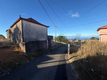 Moradia T3 para Venda em Prazeres