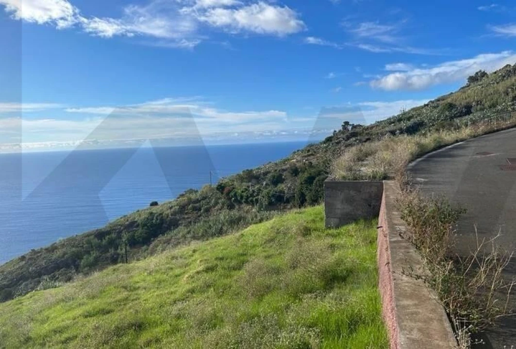 Terreno para Venda em Fajã da Ovelha Foto 4