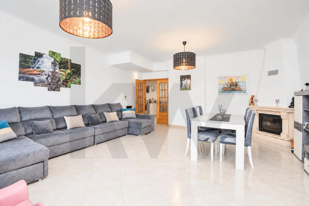 Apartamento T3 para Venda em Cacém e São Marcos Foto 7