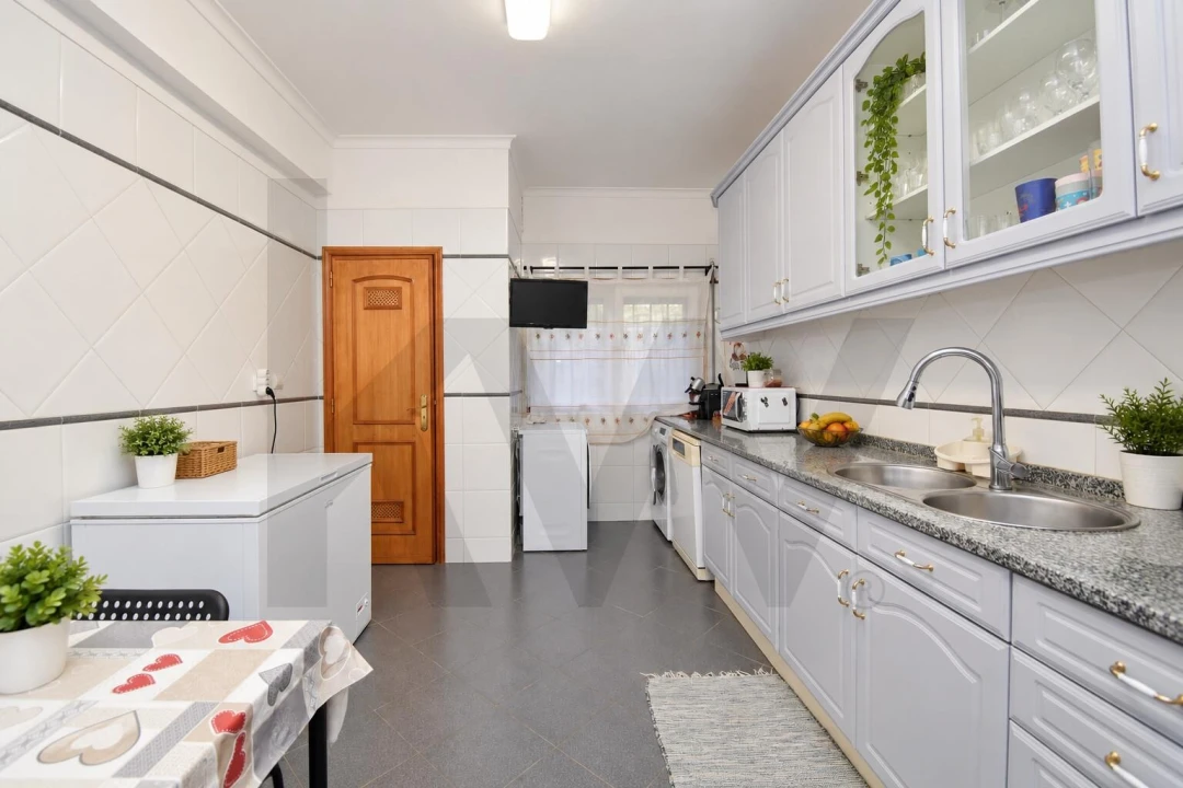 Apartamento T3 para Venda em Cacém e São Marcos Foto 5