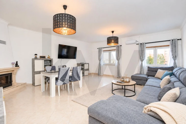 Apartamento T3 para Venda em Cacém e São Marcos Foto 8