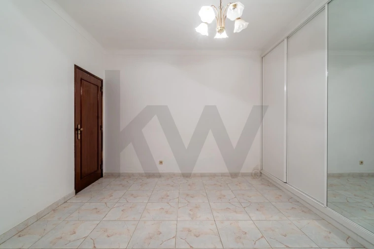 Moradia T3 para Venda em Portimão Foto 9