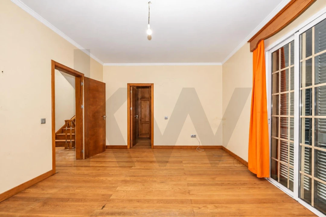 Moradia T3 para Venda em Quinta Grande Foto 18