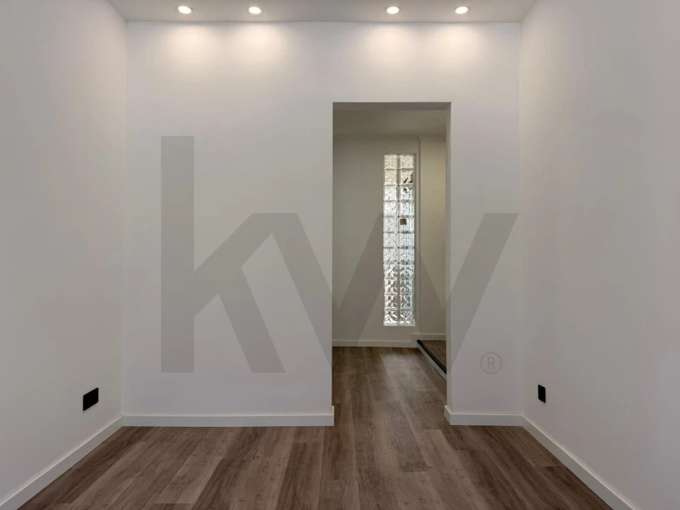 Apartamento T2 para Arrendamento em Algés, Linda-A-Velha e Cruz Quebrada-Dafundo Foto 4