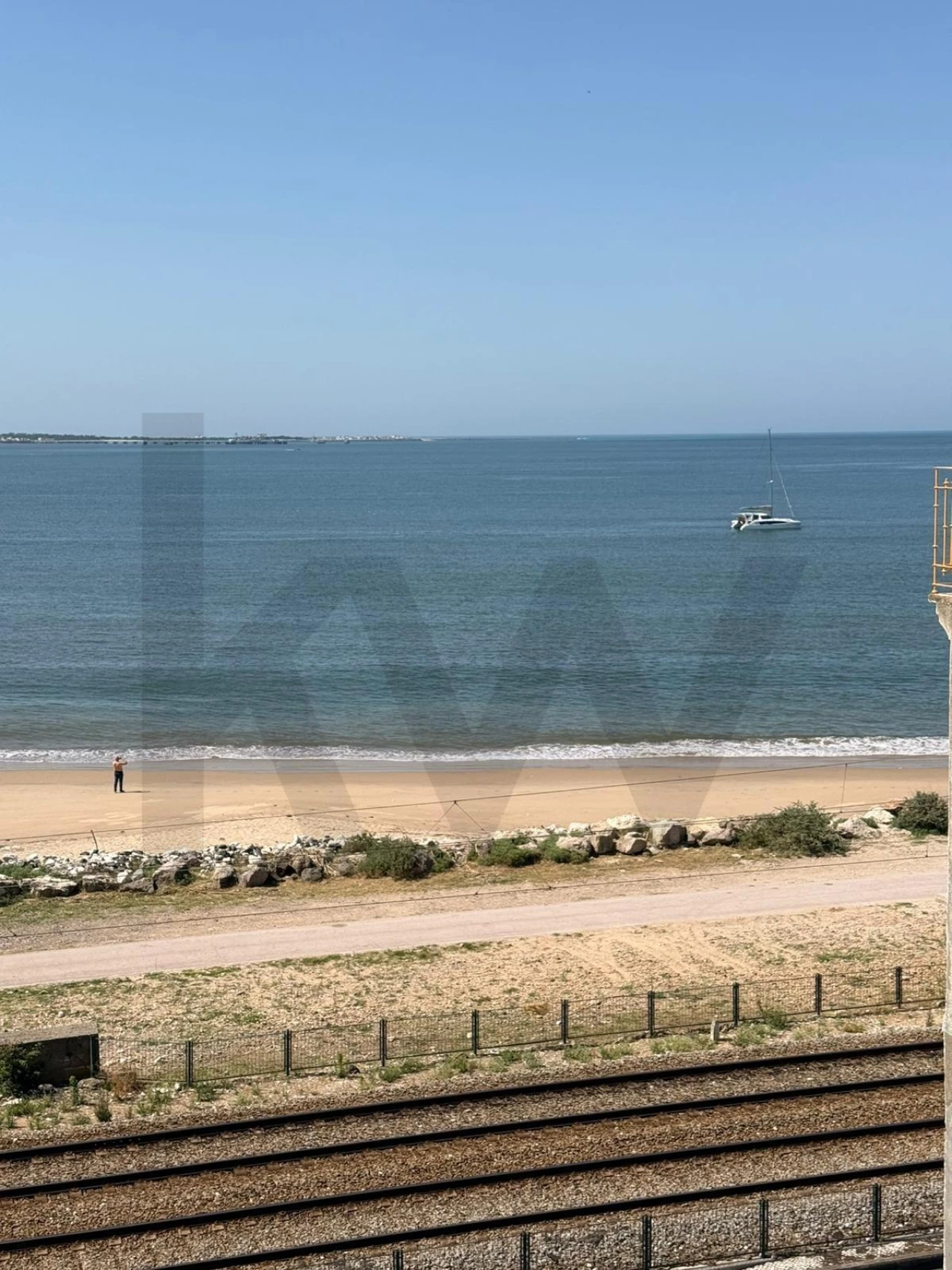 Apartamento T2 para Arrendamento em Algés, Linda-A-Velha e Cruz Quebrada-Dafundo Foto 16