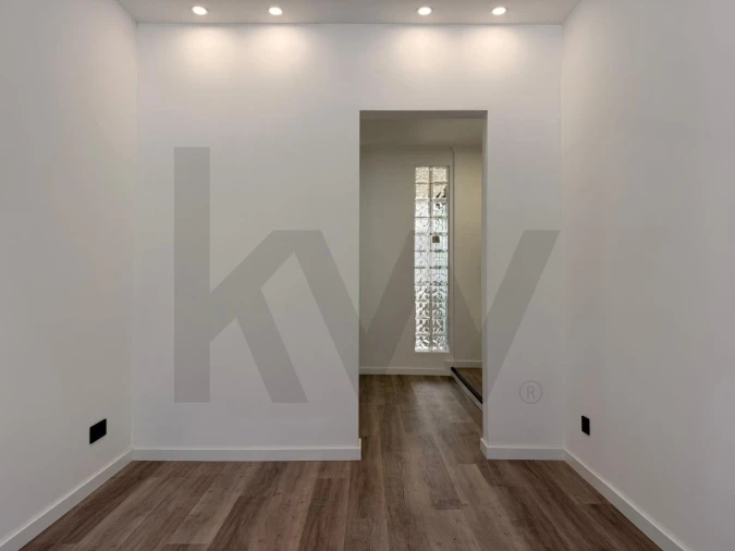 Apartamento T2 para Arrendamento em Algés, Linda-A-Velha e Cruz Quebrada-Dafundo Foto 4