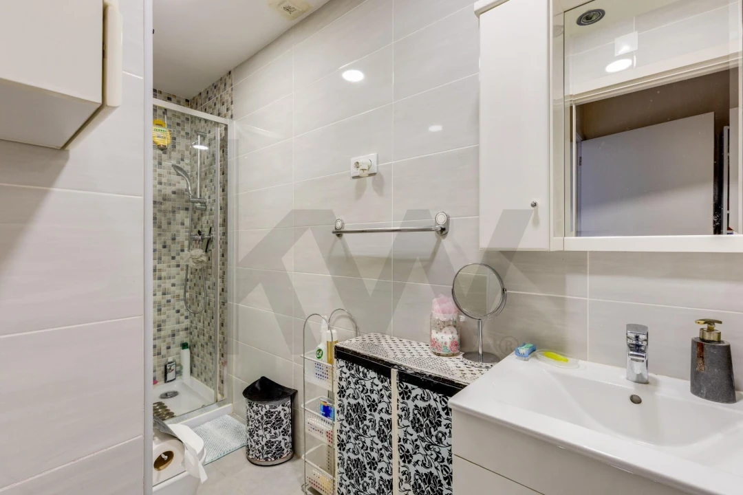 Apartamento T3 para Venda em Leiria, Pousos, Barreira e Cortes Foto 9
