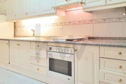 Apartamento T3 para Venda em Almada, Cova da Piedade, Pragal e Cacilhas