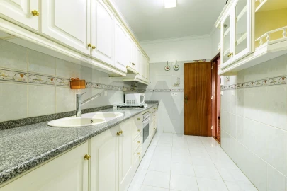 Apartamento T3 para Venda em Almada, Cova da Piedade, Pragal e Cacilhas