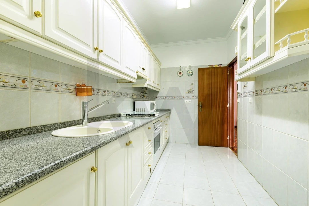 Apartamento T3 para Venda em Almada, Cova da Piedade, Pragal e Cacilhas Foto 4