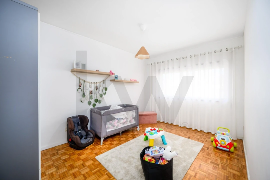 Apartamento T2 para Venda em Fânzeres e São Pedro da Cova Foto 17