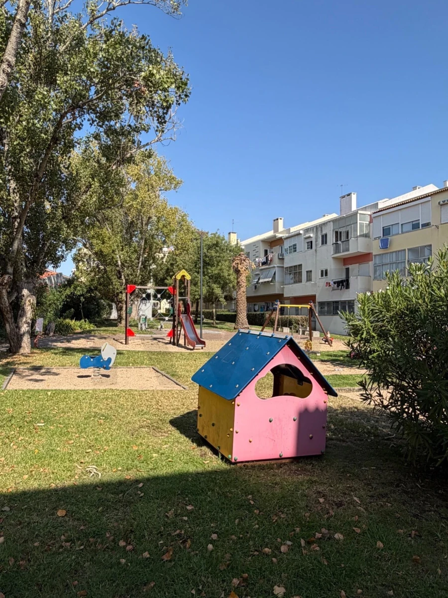 Apartamento T3 para Venda em São Domingos de Rana Foto 28