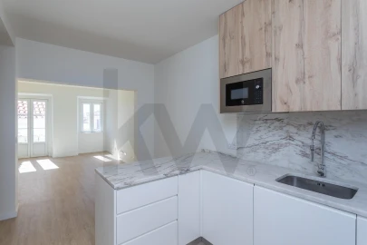 Apartamento T2 para Venda em Santa Maria Maior