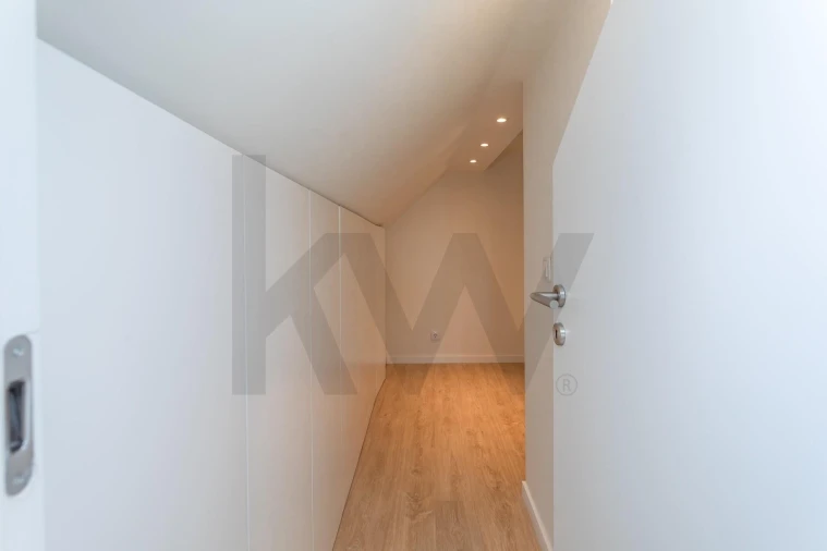 Apartamento T2 para Venda em Santa Maria Maior Foto 19