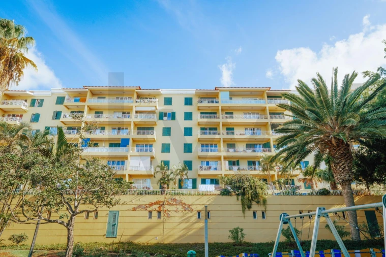 Apartamento T3 para Arrendamento em São Martinho Foto 18