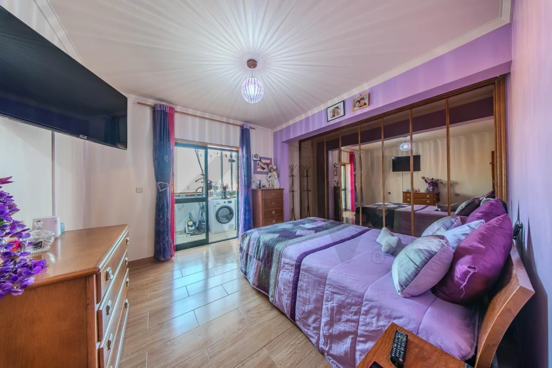 Apartamento T2 para Venda em Queluz e Belas Foto 10