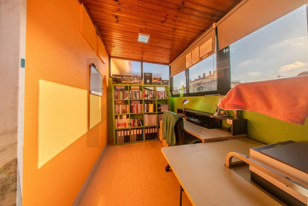 Apartamento T2 para Venda em Queluz e Belas Foto 26