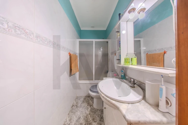 Apartamento T2 para Venda em Queluz e Belas Foto 27