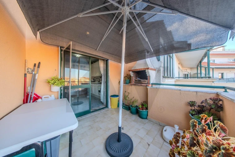 Apartamento T2 para Venda em Queluz e Belas Foto 18