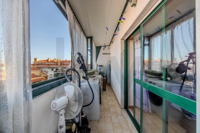 Apartamento T2 para Venda em Queluz e Belas Foto 11
