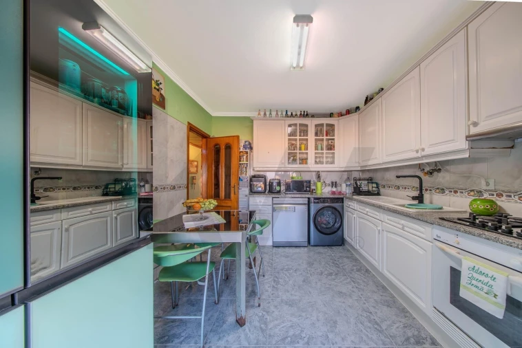 Apartamento T2 para Venda em Queluz e Belas Foto 15