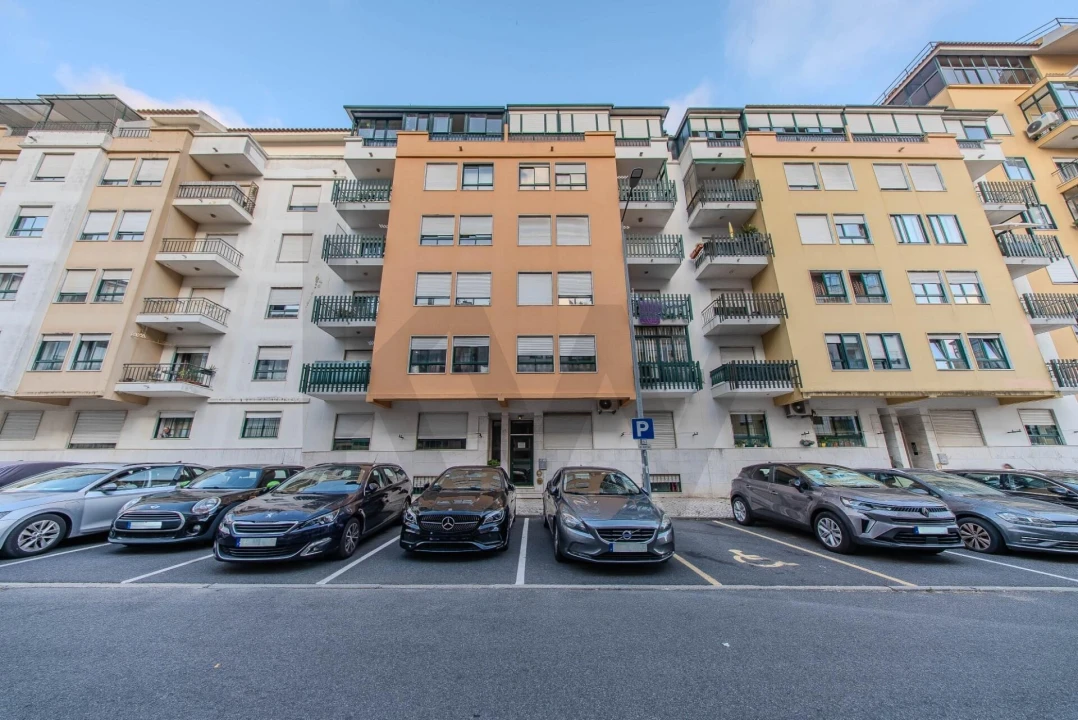 Apartamento T2 para Venda em Queluz e Belas Foto 31