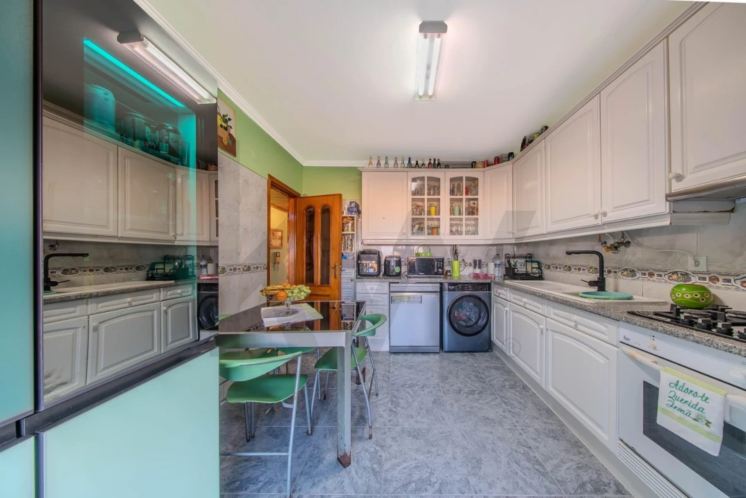 Apartamento T2 para Venda em Queluz e Belas Foto 15