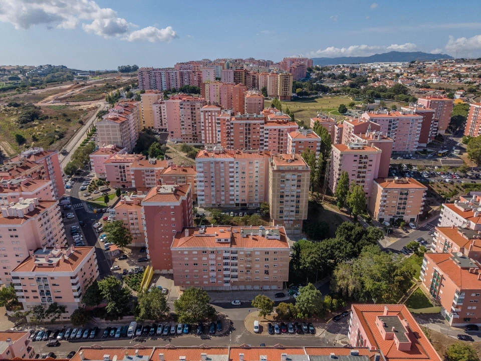 Apartamento T2 para Venda em Queluz e Belas Foto 36