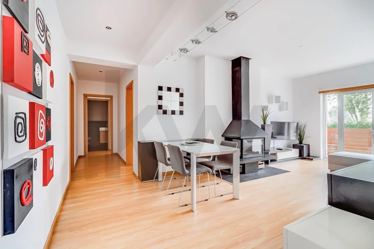 Apartamento T2 para Venda em Carnaxide e Queijas Foto 9
