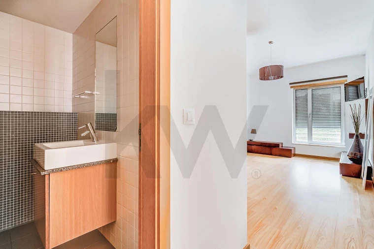 Apartamento T2 para Venda em Carnaxide e Queijas Foto 22