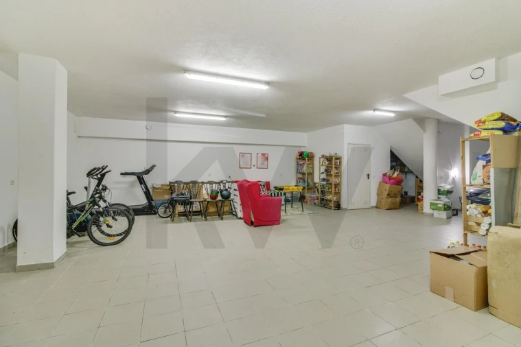 Moradia T4 para Venda em Vila Franca de Xira Foto 51
